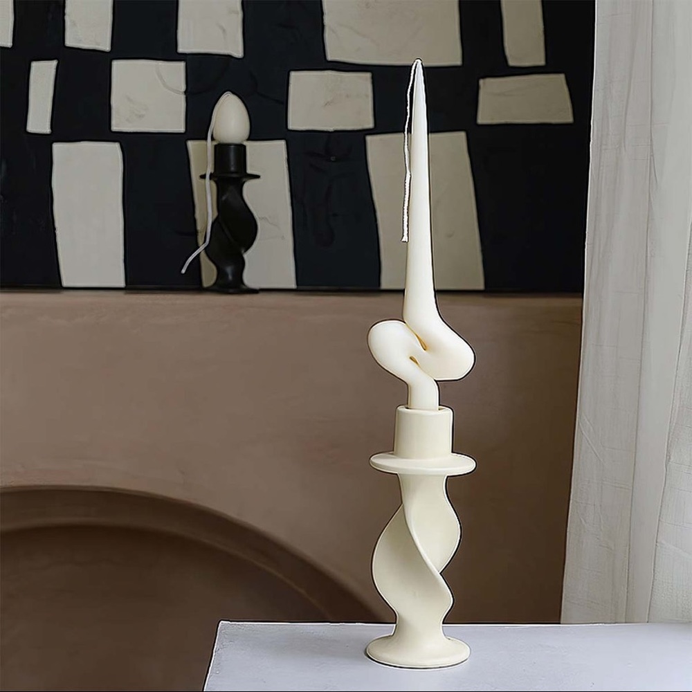 Ceramic candle holder